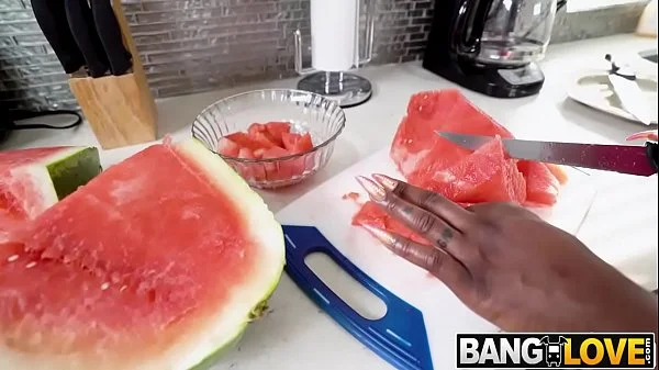 Fuckin' That Watermelon Booty Victoria Cakes videos