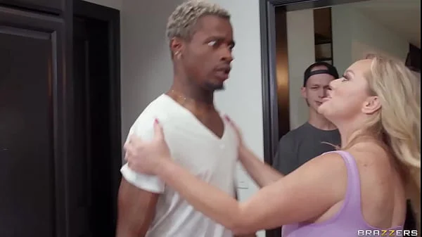 Bathtub Anal With A MILF - Katrina Thicc / Brazzers  / stream full from www.zzfull.com/sexymilf videos