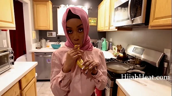 Nobody Can Resist A Thick Ebony In Hijab- Lily Starfire videos