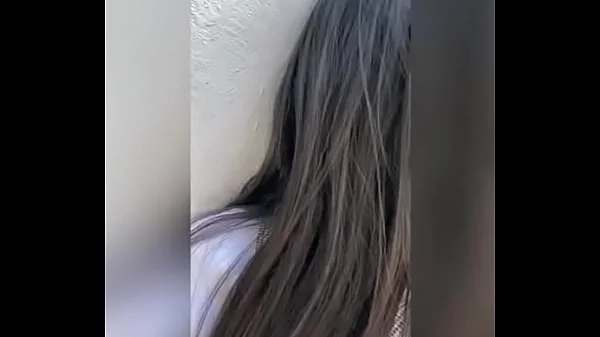 Las Estudiantes ya la saben CHUPAR! Tienen una forma de Chuparla Delicioso! En el Patio Alumna Me la Chupó de Maravilla y no me pude Aguantar, me vine en 3 minutos! videos
