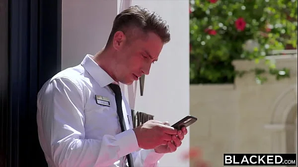 BLACKED Scarlett and Honour get naughty poolside service videos