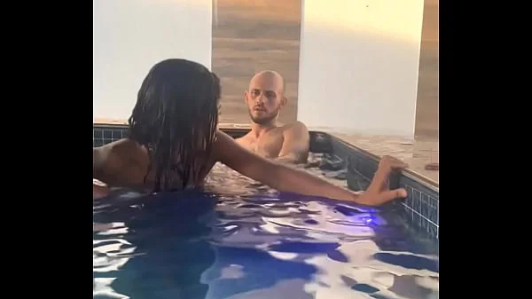 A gostosa gozou muito no meu pauzão videos