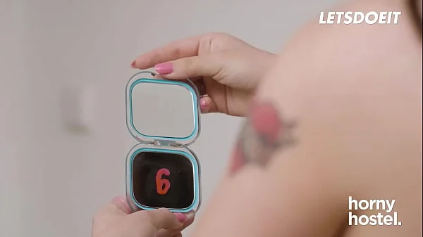 Hostel Hoe Atlantis Deep Has Her Australian Pussy Stretched By Big Cock - HORNY HOSTEL videos