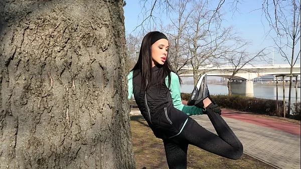 Fitness Chick Alyssa Bounty Takes Back Two Playful Rogues For DP Threesome GP2706 videos