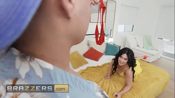 Mars Selene Doesn't Want To Lose Her Boyfriend So She Compete With Megan Maiden On His Dick - BRAZZERS videos