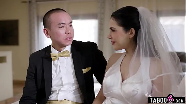 Italian bride Valentina Nappi buttplugged on the day of the wedding videos