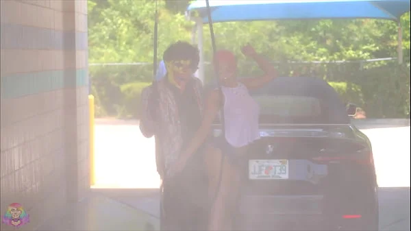 Jasamine Banks Gives Gibby The Clown The Car Wash Of His Life videos