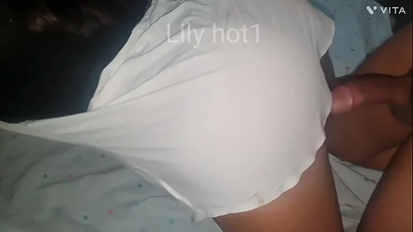 Trio con la profesora y su alumna, creampie videos