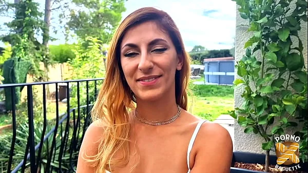 Stella, l'infirmière française très coquine videos