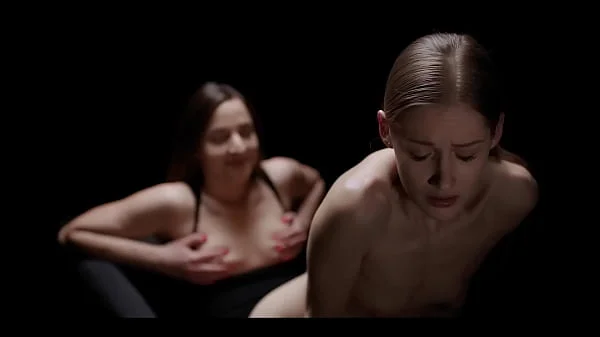 HOT CHICKS w BIG DICKS in REAL LIFE FUTANARI videos