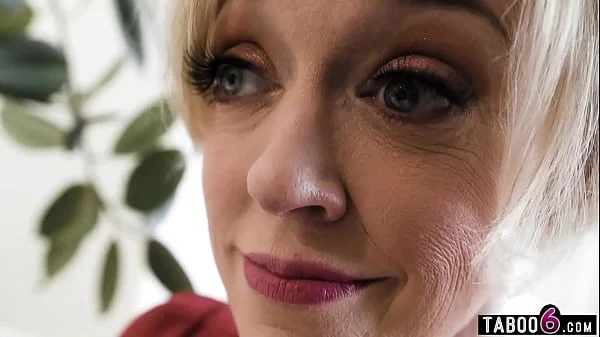 Husband cant finish without his stepmom Dee Williams after she took his virginity videos