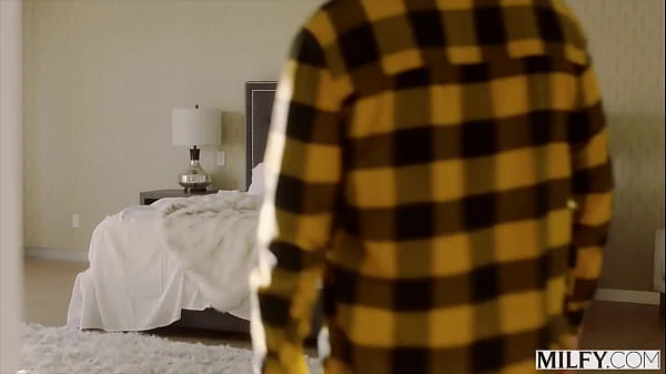 MILFY Sexy MILF Caitlin catches contractor jerking off videos