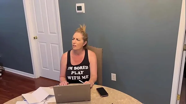 Curvy Milf Danni Jones Gets A Home Visit From Her Fit Masseuse videos