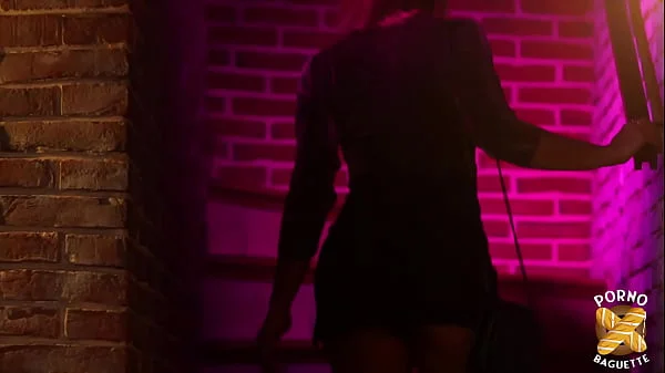 Pam profite d’un casting humide sous le soleil de Nîmes… videos