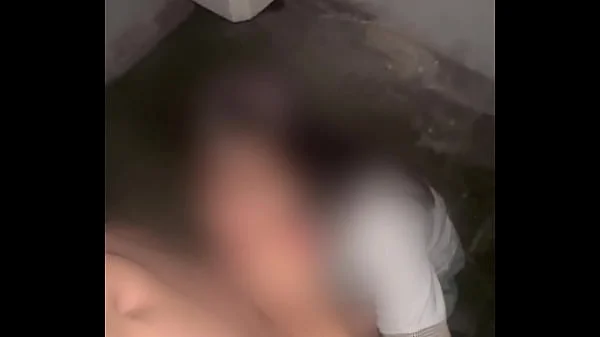 Colegiala en Colegio de Puebla Teniendo Sexo con Estudiante de la Tarde! Una ESTUDIANTE de la Tarde, me la Chupo en el Patio y se la Metí a pelo videos