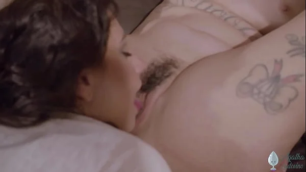 Agatha Ludovino e Mila Spook Te Desejam Um Feliz Ano Novo Com Muito Tesão videos