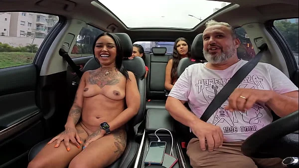 Ela acabou de entrar no mundo adulto e caiu dentro do carro da putaria - Millena Gomes videos