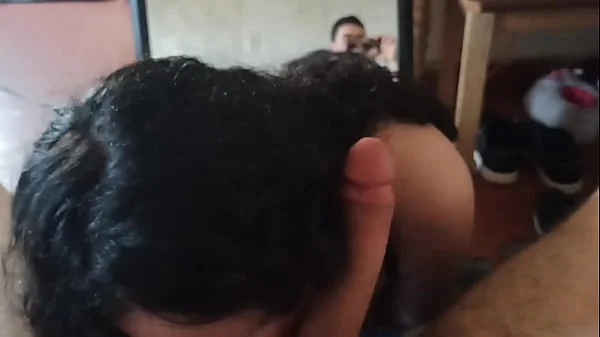 Madura disfrutando chupar la polla de chico más joven videos