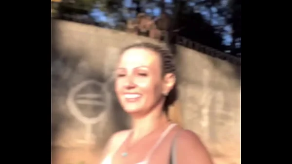 Vi uma Prostituta fazendo ponto na rua pedi pra ela fazer um boquete ela cobro 10$ ela quis me levar pro beco ! (Público) videos