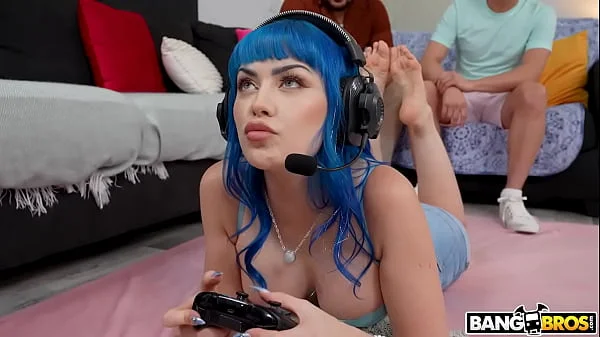 Gamer Girl Takes Dick videos