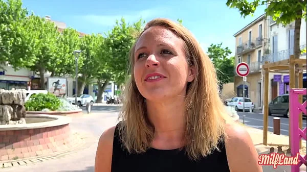 Julie, milf coquine en quête de plaisir Part 1 videos