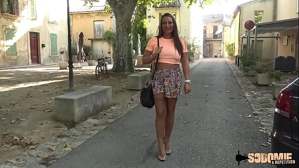 Mila, 34 ans, teste l’anal hard face caméra videos