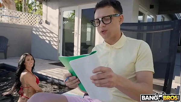 Step Mom Is An Easy A videos