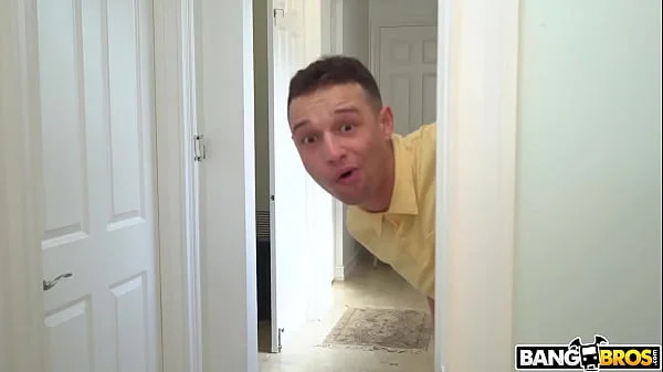 BANGBROS - Johnny Waits To Hear The Shower Running So He Can Sneak Another Look At His Hot Stepmom Victoria Vale videos