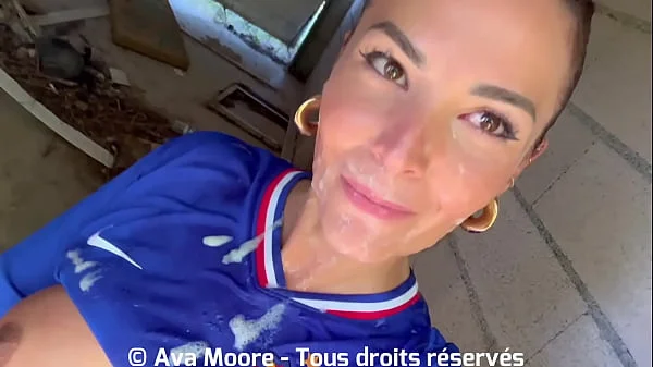 BUKKAKE GEANT - Salope Française Suce Des Inconnus pour l'Euro 2024 de Football videos