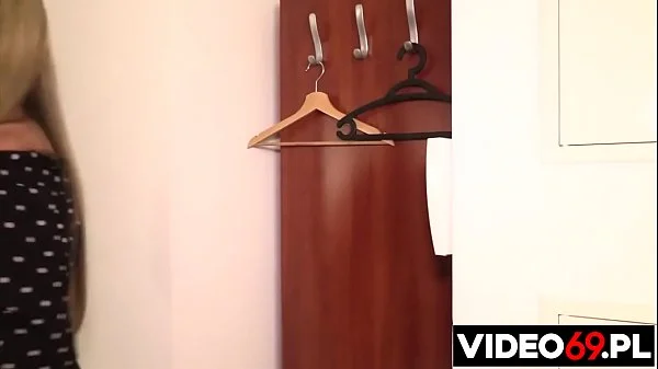 Polskie porno - Chłopak z room serwisu videos