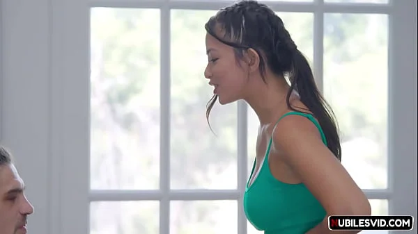 Scarlett Alexis Caught Her Coach Fighting for Attention videos