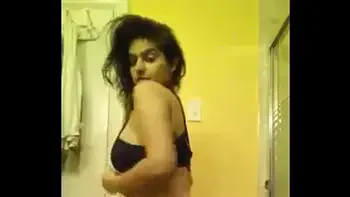 Desi girl masturbating videos