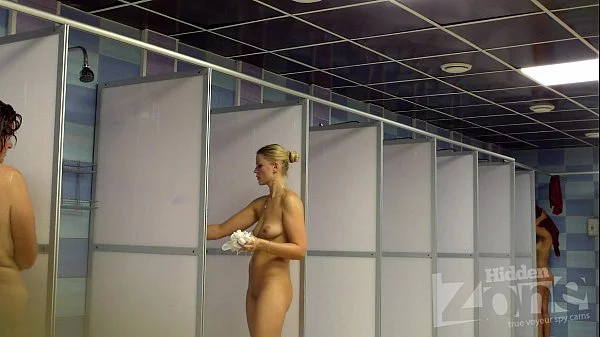 voyeur shower videos