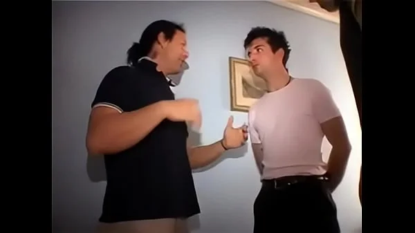 Como se llama / What´s her name? videos