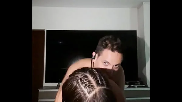 Le meto el dedo por el culo para que me lo de videos