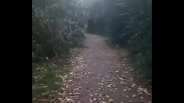 Una rica chupada en el bosque videos
