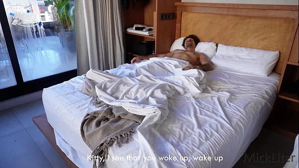 Her big ass woke me up by saddled my dick videos