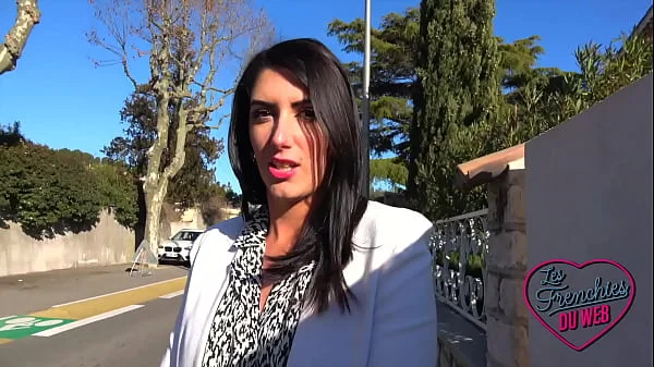 Jade va rencontrer la sublime Ashley videos