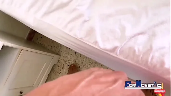 PORNOVATAS - Madura Española tetona 52 años con grandes tetas naturales cabalgando la gran polla española de Víctor Bloom en su casa. Menuda follada videos