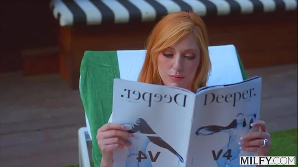 VIXENPLUS Anal-obsessed housewife Lauren has a taste for BBC videos