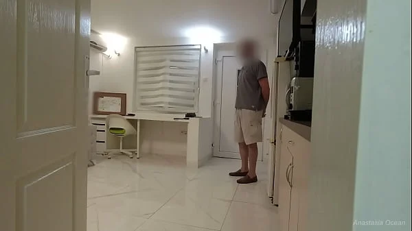 Cute delivery guy came back with flowers and I gave him a blowjob. videos