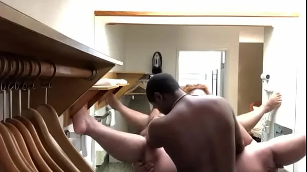 MY WIFE LOVES BEING FUCKED ON THE SINK videos