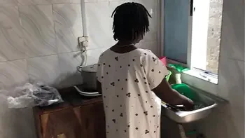 KITCHEN FREESTYLE SEX WITH THE SEXY HOUSE MAID videos