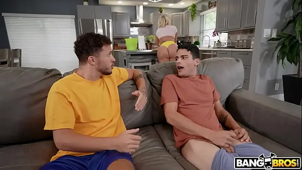 Horny Guys Cum Clean videos