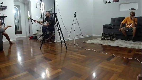 a anãzinha rabuda - suruba e bastidores do que rola videos