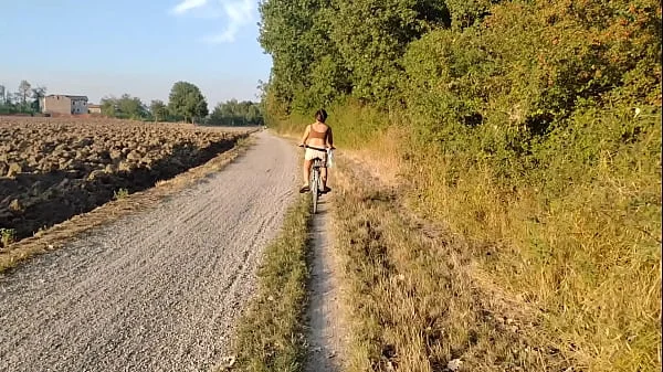 I have a phobia of snakes, but not of this one I found in the woods videos