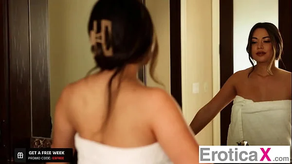 Lusty Babe Finally Gets Her Rommie's Cock - Scarlett Alexis - HardX videos