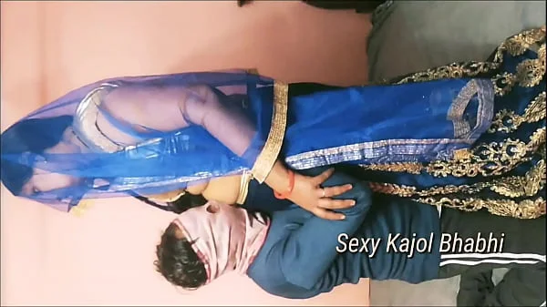 (हिंदी ऑडियो के साथ फुल फेस  वीडियो )घर में मेरी  बीबी घर के काम से बाहर  गयी थी सास की मोटी  गाँड़  देखकर  मेरा लौंड़ा  खड़ा हो गया सास की मेरे लौंड़े  को देखकर चुत गीली हो गयी और शुरू हुआ सम्भोग का दौर और पूरा माल उसकी चालीस साला बुर में गिरा दिया videos