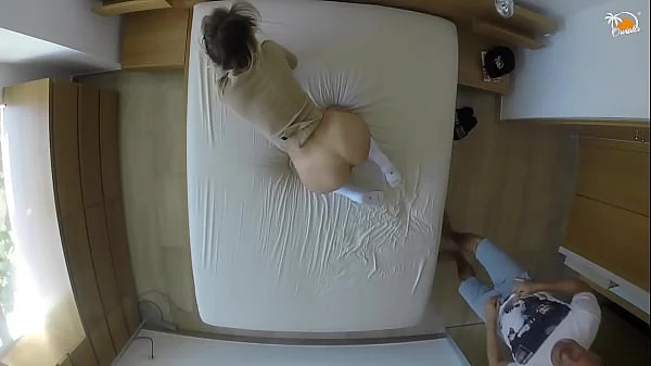 MIRROR ABOVE BED! Lovely amateur sex scene from Polish couple videos