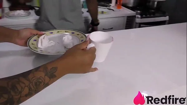 Putaria no hostel 69 com duas safadas liberando o cuzinho no pelo Part 1 Com Angel Nakamura e Giovanna Ferry videos